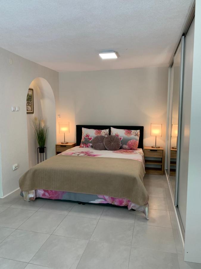Apartment Urban Oasis Цриквениця Екстер'єр фото